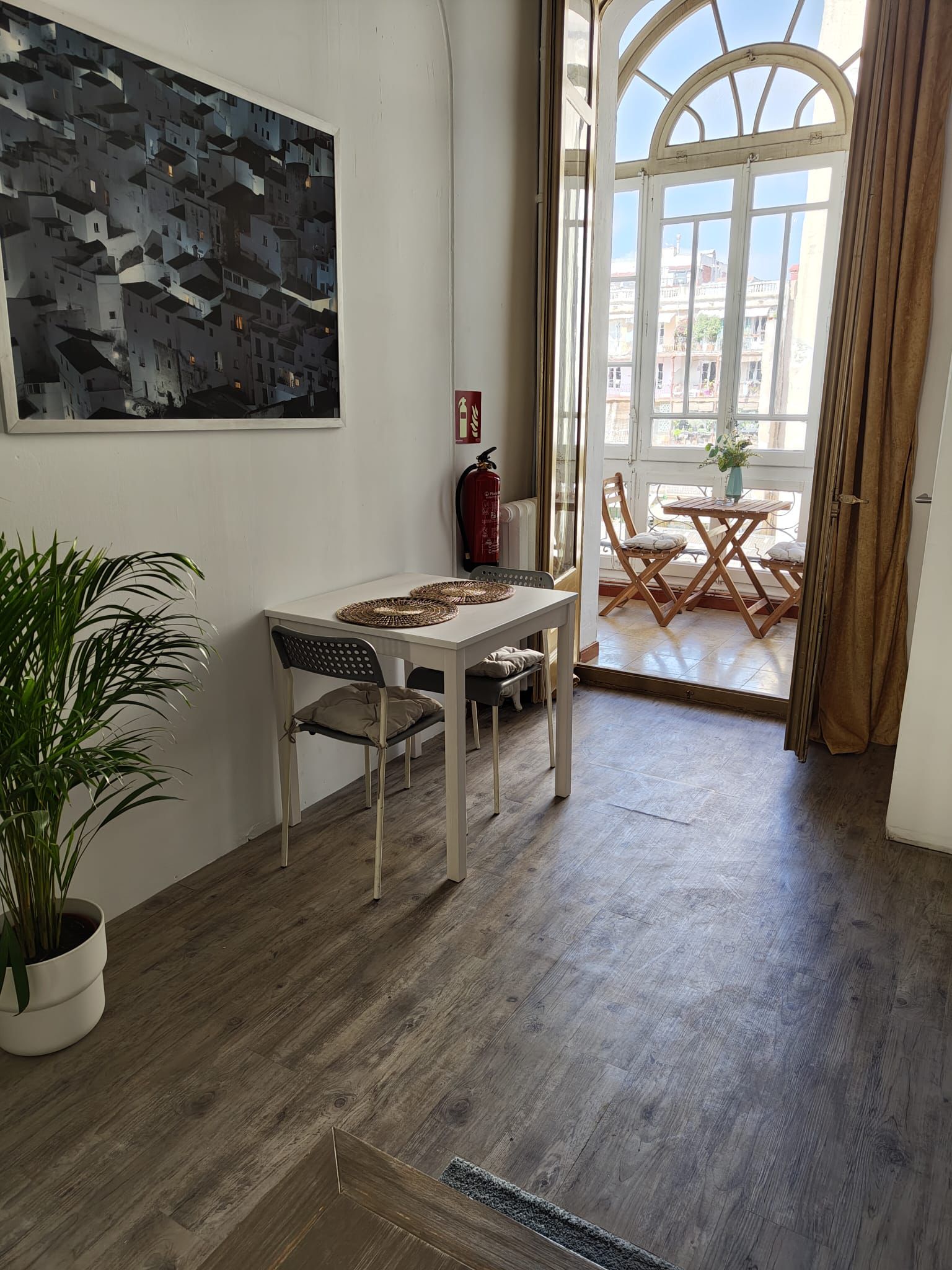 Apartments and private rooms in Barcelona